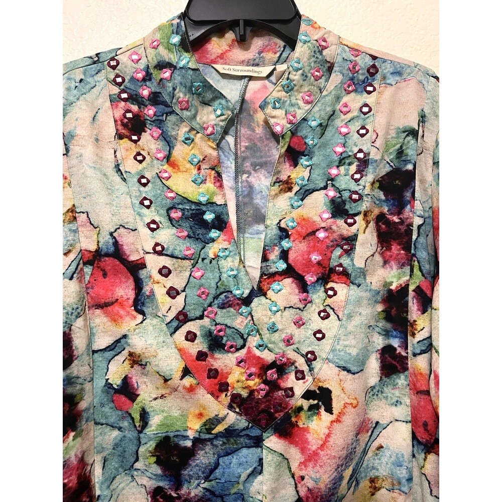 SOFT SURROUNDINGS Floral Watercolor Tunic Top Artsy Embellished V-Neck Womens 1X - Picture 3 of 9